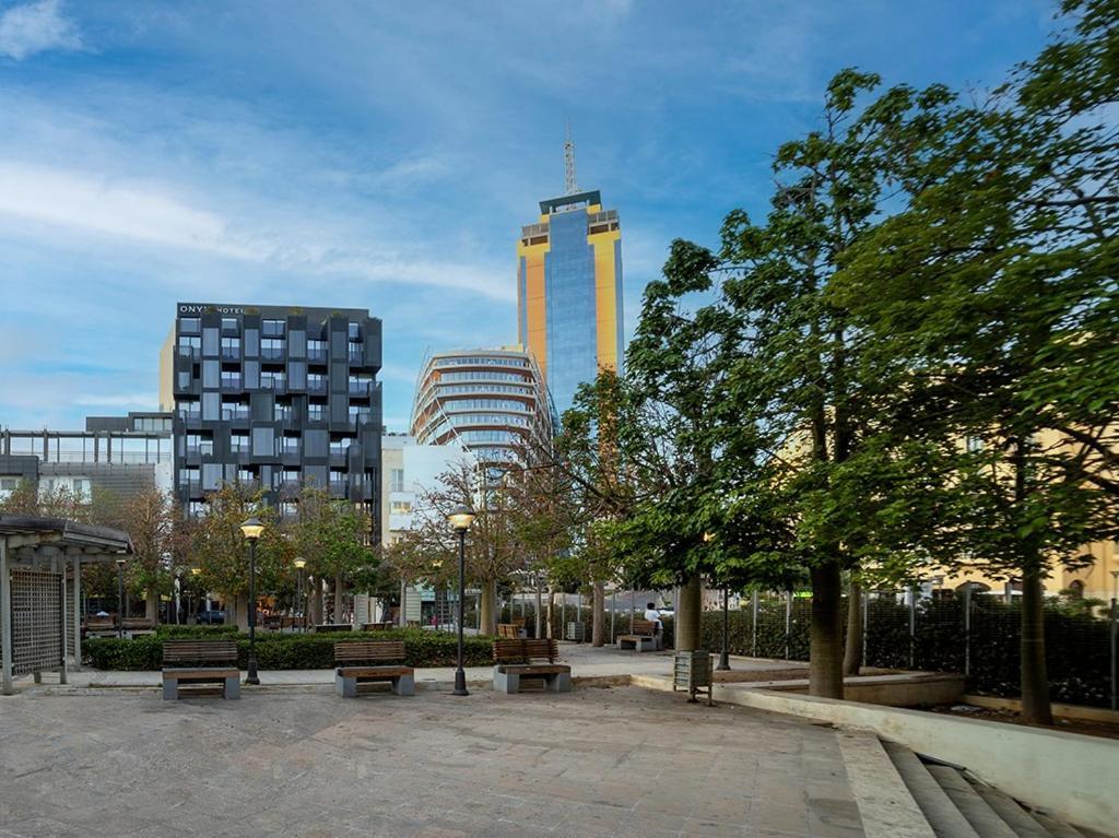 Onyx Hotel Saint Julian's Ngoại thất bức ảnh