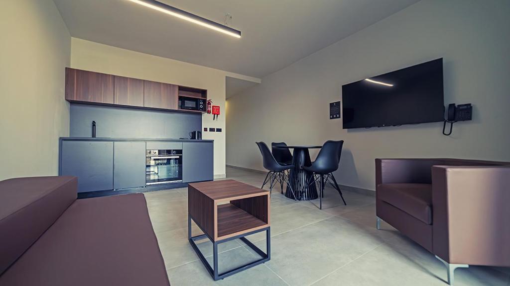 Onyx Hotel Saint Julian's Ngoại thất bức ảnh