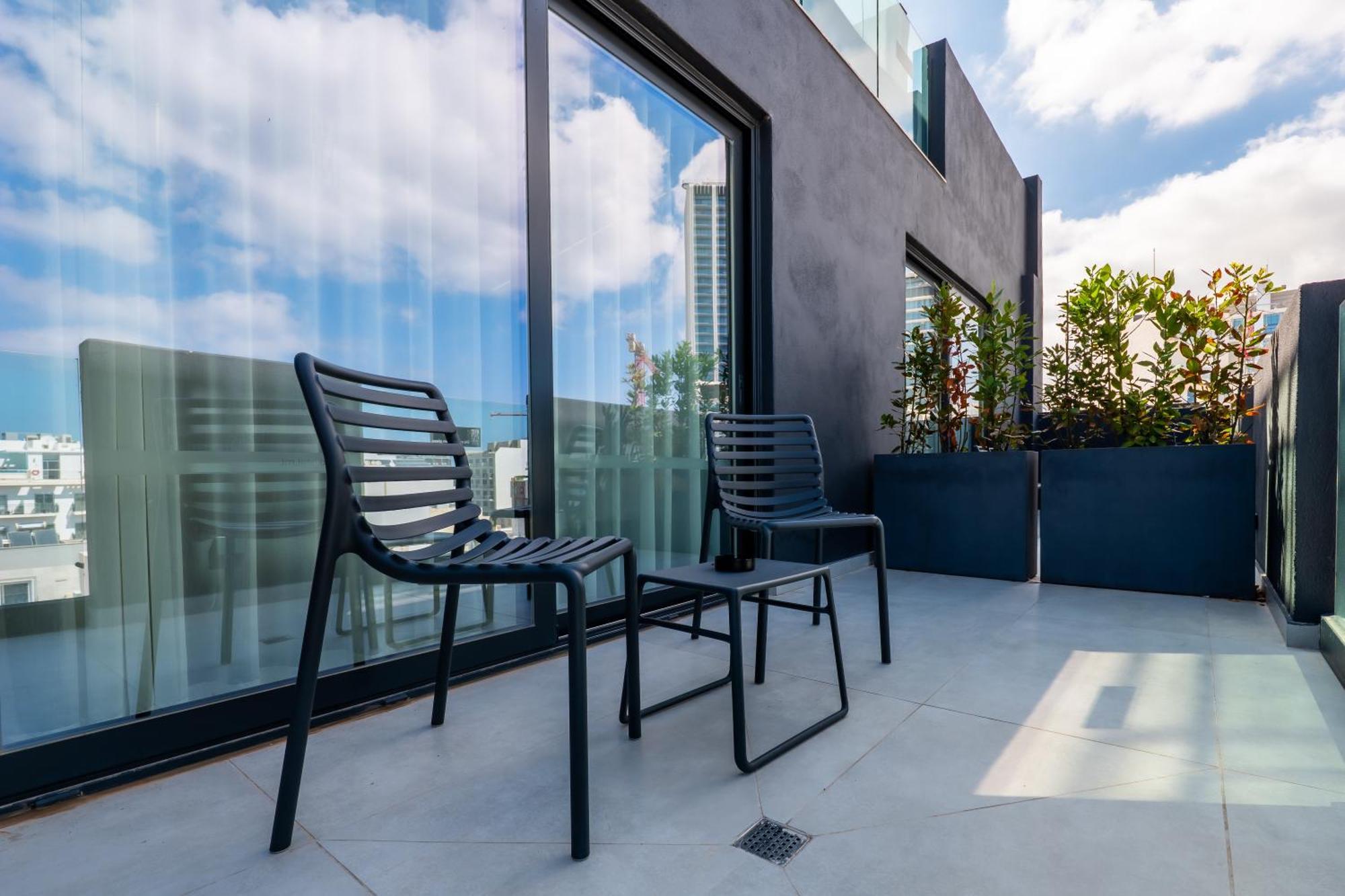 Onyx Hotel Saint Julian's Ngoại thất bức ảnh